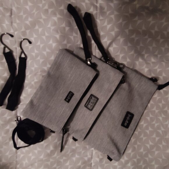 nwot JuJuBe diaper bag, storage pouches, change pad, stroller hooks - Picture 3 of 5